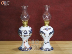 Đôi đèn dầu men lam họa tiết Rồng vẽ vàng 24k, cao 28cm(Cả bóng)
