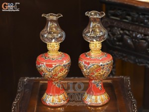 Đôi đèn dầu men màu đắp nổi Rồng Như Ý nền đỏ vẽ vàng 24k, cao 18cm