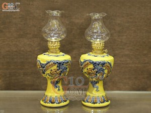 Đôi đèn dầu men màu đắp nổi Rồng Như Ý nền vàng, cao 18cm
