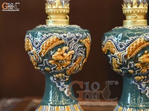 Đôi đèn dầu men màu đắp nổi Rồng Như Ý nền xanh lục bảo, cao 16cm