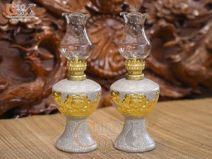 Đôi đèn dầu men rạn đắp nổi Sen Cát Tường dát vàng 24k, cao 16cm
