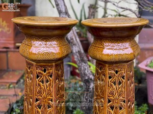 Đôi đôn gốm men nâu cổ khắc hoa, cao 65cm