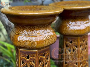 Đôi đôn gốm men nâu cổ khắc hoa, cao 65cm