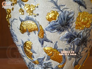 Đôi lọ bảo bình men rạn đắp nổi Phúc Lộc Thọ dát vàng, cao 1m