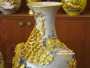 Đôi lọ bảo bình men rạn đắp nổi Phúc Lộc Thọ dát vàng, cao 1m