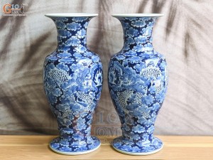 Đôi lọ hoa chân váy Long Ẩn men lam cổ nền băng, cao 41cm