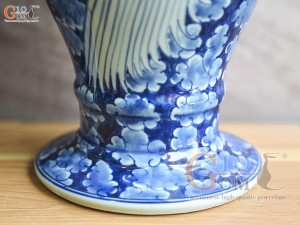 Đôi lọ hoa chân váy Phượng men lam cổ nền băng, cao 41cm