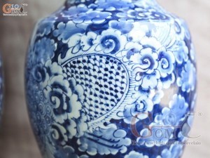 Đôi lọ hoa chân váy Phượng men lam cổ nền băng, cao 41cm