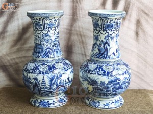 Đôi lọ hoa dáng bầu men lam cổ vẽ cảnh Sơn Thủy, cao 39cm