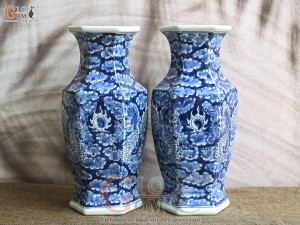 Đôi lọ hoa dáng lục giác vẽ Long ẩn nền băng, cao 33cm