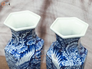 Đôi lọ hoa dáng lục giác vẽ Phượng băng, cao 33cm