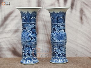 Đôi lọ hoa dáng ống trúc vẽ Long Ẩn nền băng, cao 34cm