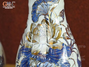 Đôi lọ hoa miệng lượn men lam cổ vẽ Lý Ngư Vọng Nguyệt vẽ vàng 24k, cao 32cm