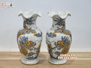Đôi lọ hoa miệng lượn men rạn đắp nổi Rồng Như Ý, cao 24cm