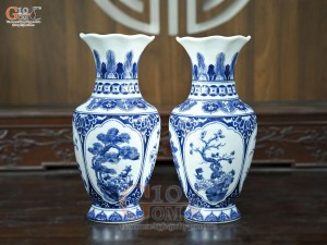 Đội lọ hoa miệng lượn men trắng họa tiết Tứ Cảnh Tài Lộc, cao 35cm