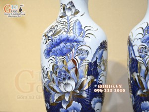 Đôi lọ lộc bình men lam cổ Sen Cát Tường, vẽ vàng 24k, cao 55cm