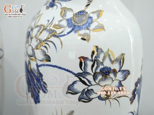 Đôi lọ lộc bình men lam cổ vẽ hoa Sen vàng 24k, cao 50cm (Hàng vẽ kỹ)