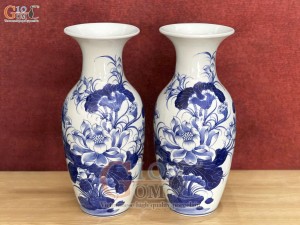 Đôi lọ lộc bình men lam cổ vẽ Sen Tài Lộc, cao 25cm