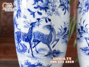 Đôi lọ lộc bình men lam vẽ cảnh Phú Quý Trường Thọ, cao 60cm