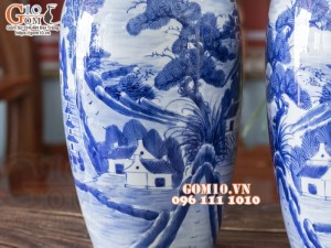 Đôi lọ lộc bình men lam vẽ cảnh Sơn Thuỷ Hữu Tình cao 50cm