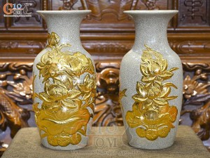 Đôi lọ lộc bình men rạn đắp nổi hoa Sen Cát Tường dát vàng 24k, cao 26cm