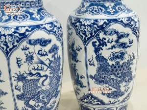 Đôi lọ lộc bình men trắng họa tiết Tứ Linh, cao 42cm