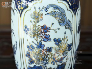 Đôi lọ lộc bình men trắng họa tiết Tứ Cảnh Tài Lộc vẽ vàng 24k, cao 50cm