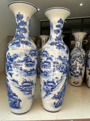 Đôi lọ lộc bình men trắng vẽ cảnh Sơn Thuỷ Hữu Tình, cao 1m55cm (cả chân kê)