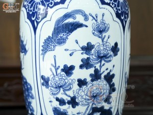 Đôi lọ lộc bình men trắng họa tiết Tứ Cảnh Tài Lộc, cao 60cm