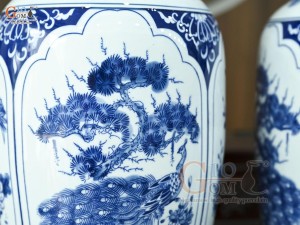 Đôi lọ lộc bình men trắng họa tiết Tứ Cảnh Tài Lộc, cao 60cm