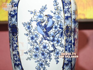 Đôi lọ lộc bình Tứ Cảnh men lam cổ, vẽ vàng 24k, cao 60cm