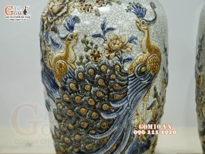 Đôi lọ men rạn đắp nổi Công Đào cao cấp, cao 50cm