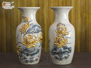 Đôi lộc bình men rạn đắp nổi Sen Cát Tường, cao 35cm