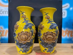 Đôi lọ men vàng đắp nổi hoa sen, cao 32cm