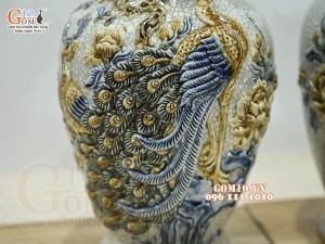 Đôi lọ miệng lượn men rạn đắp nổi Công Đào cao cấp, cao 32cm