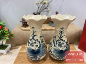 Đôi lọ miêng lượn men rạn hoạ tiết hoa sen cao 25cm