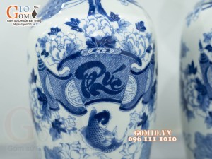 Đôi lọ tiểu lộc bình men lam cổ vẽ Chép Sen - Phúc Đức, cao 60cm