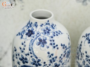 Đôi lọ tu hú men lam vẽ Mai Cài Thọ, cao 26cm
