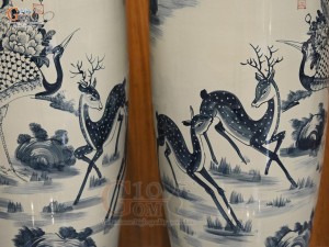 Đôi lộc bình men chàm cổ vẽ Lộc Hạc Trường Thọ, cao 1m75