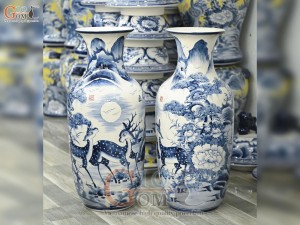 Đôi lộc bình men chàm cổ vẽ Tùng Lộc, cao 70cm