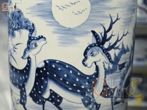 Đôi lộc bình men chàm cổ vẽ Tùng Lộc, cao 70cm