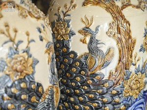 Đôi lộc bình men hoàng tộc đắp nổi Công Đào Phú Quý, cao 1m2