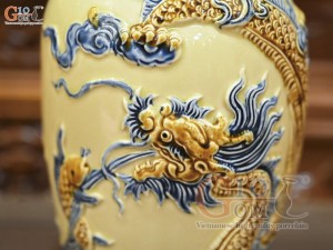Đôi lộc bình men hoàng tộc đắp nổi Rồng Như Ý, cao 26cm