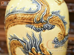 Đôi lộc bình men hoàng tộc đắp nổi Rồng Như Ý, cao 50cm