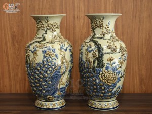 Đôi lộc bình men hoàng tộc đắp nổi Công Đào, cao 50cm