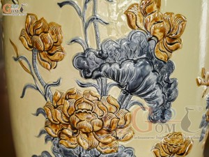 Đôi lộc bình men hoàng tộc đắp nổi Công Đào Phú Quý, cao 1m4