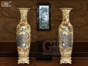 Đôi lộc bình men hoàng tộc đắp nổi Công Đào Phú Quý, cao 1m4