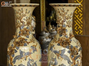 Đôi lộc bình men hoàng tộc đắp nổi Công Đào Phú Quý, cao 1m4