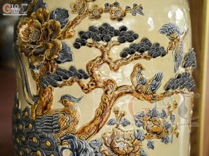 Đôi lộc bình men hoàng tộc đắp nổi Công Đào Phú Quý, cao 1m4