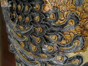 Đôi lộc bình men hoàng tộc đắp nổi Công Đào Phú Quý kênh, cao 1m4